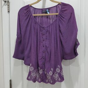 Gemstone Women’s Purple Embroidered Peasant Blouse, size Small